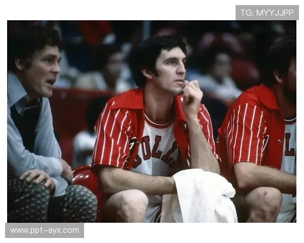 杰里·斯隆挡拆体系:篮球战术核心揭秘 杰里·斯隆挡拆体系:篮球战术核心揭秘